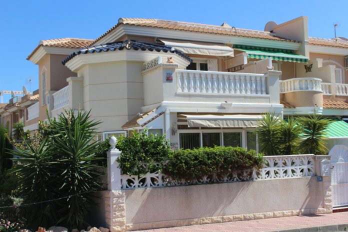 Doña Pepa - Beautiful three bedroom, two bathroom Fortuna Especial for sale