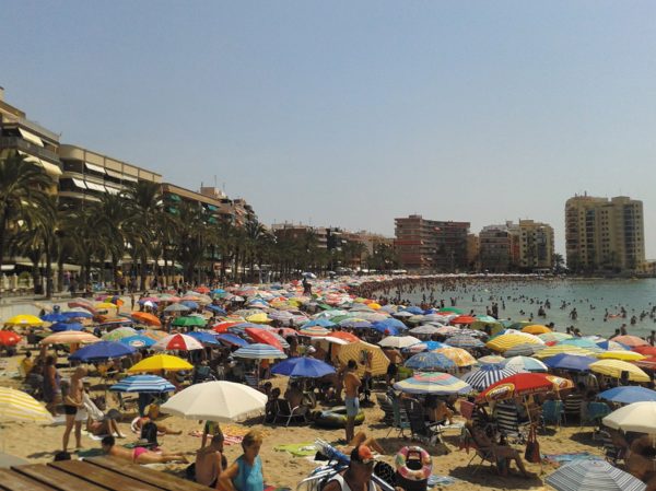 Inspection finds deficiencies in Torrevieja blue flag beaches - The Leader