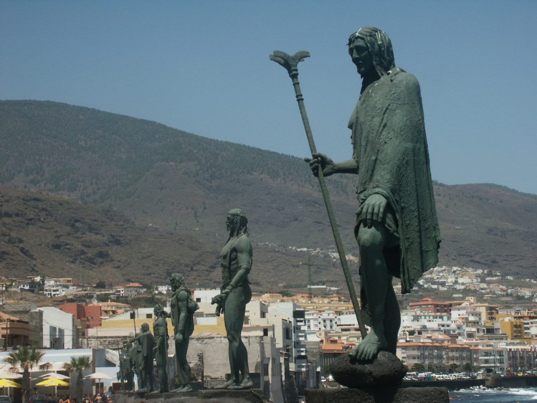 On the seafront of La Candelaria in Santa Cruz de Tenerife we find these statues representing the ancient Guanches Kings of the Canary Island of Tenerife