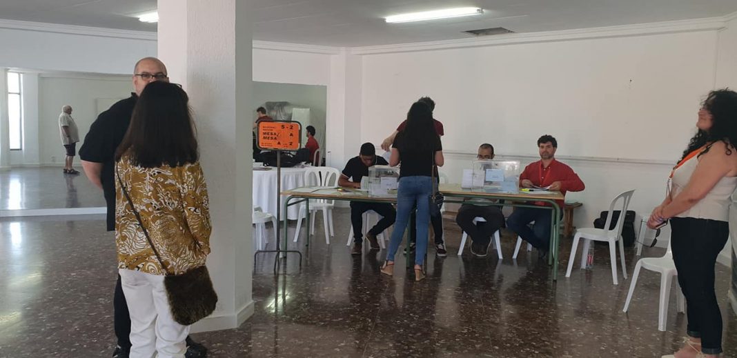 Voting in Campoamor was extremely slow