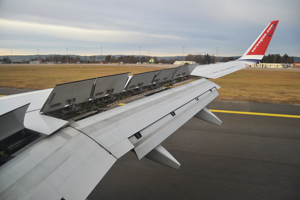 The slats have been designed to prevent the plane from stalling in its bid to slow down.
