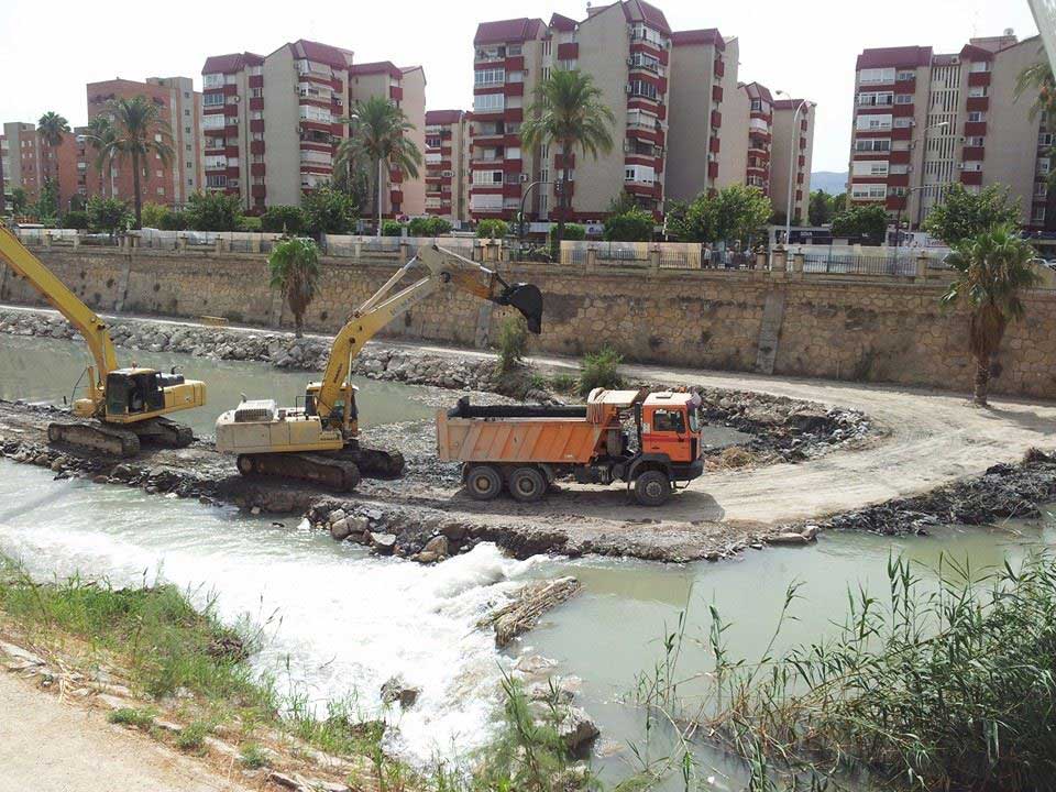Dredging of Guardamar Port will take three months