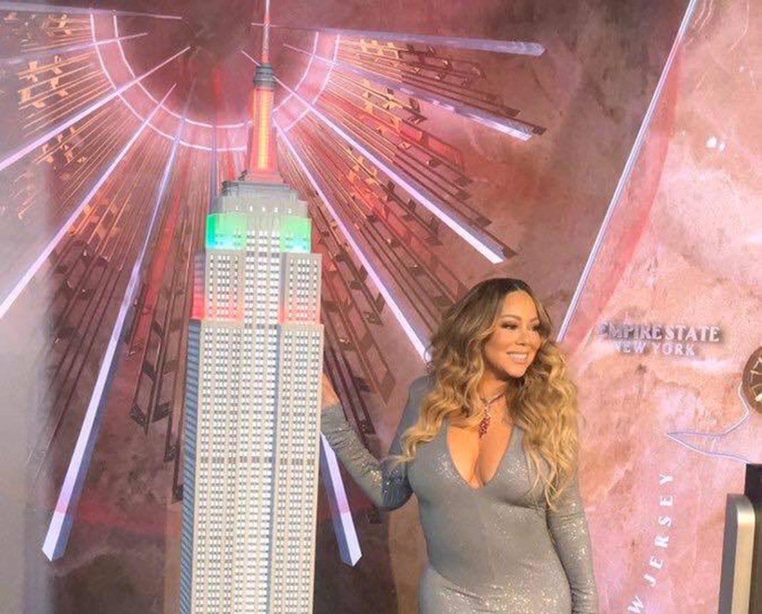 Carey Mariah Carey schakelt de lichten van het Empire State Building in