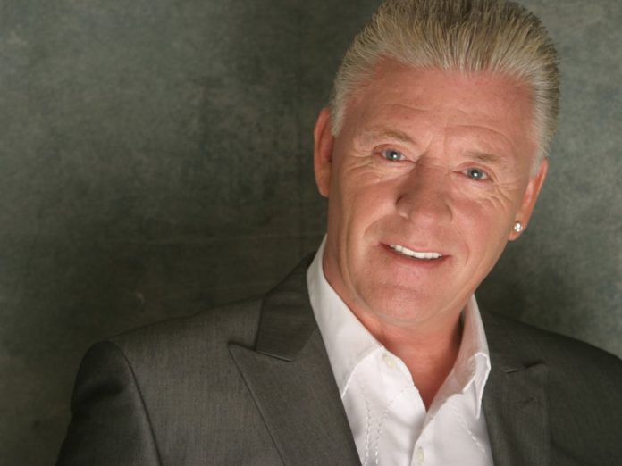 Derek-Acorah El médium espiritual Derek Acorah, residente de Catral y ex residente de Los Montesinos, muere