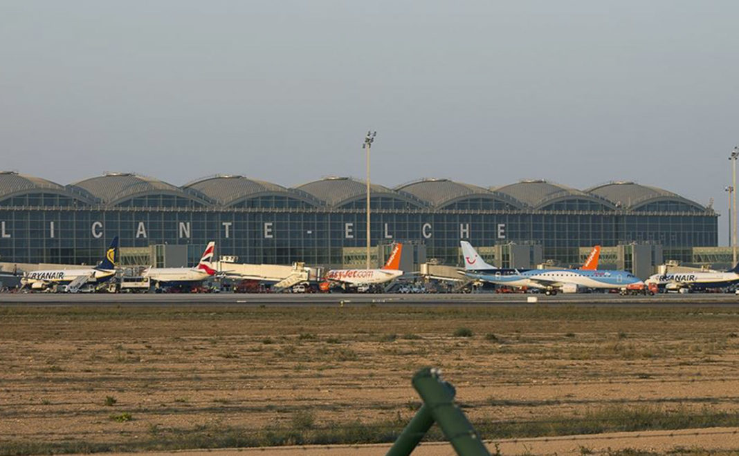 Airlines offer 8,000 flights and 1.4 million seats in El Altet despite restrictions
