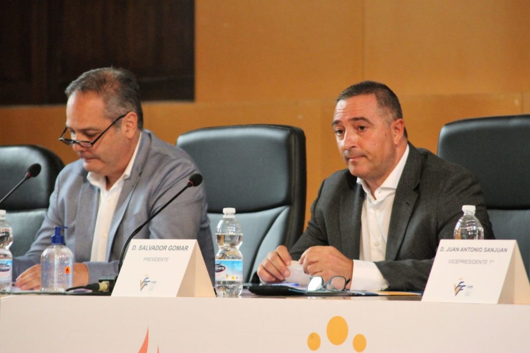 The president of the Valencian Community Soccer Federation , Salvador Gomar