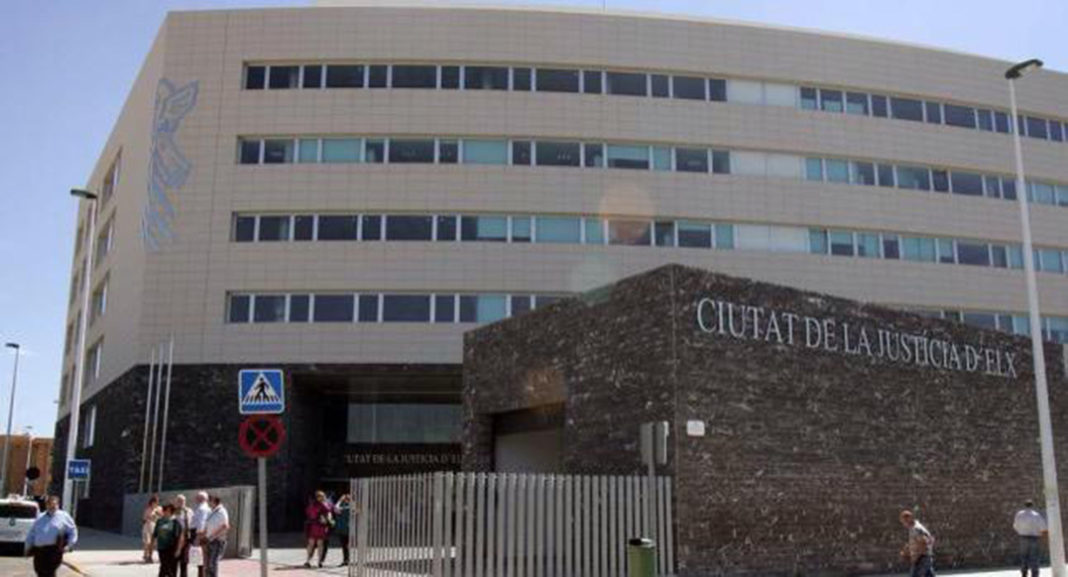 The trial took plce in the Alicante Provincial Court in Elche