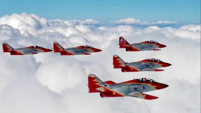 20201012_174611 Eagle Patrol (Air Force Acrobatic Patrol) Santiago de la Ribera, San Javier, Murcia, pass through the sky in Pilar de la Horadada.