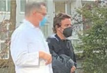 Alonso set for Bahrain March F-1 World Championship after jaw surgery Fernando Alonso leaves hospital after undergoing surgery for a fractured jaw.