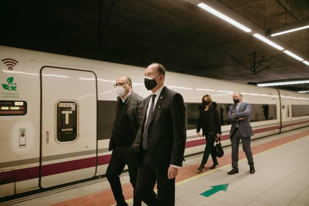 Renfe agrees to promote Orihuela as a tourist and business destination