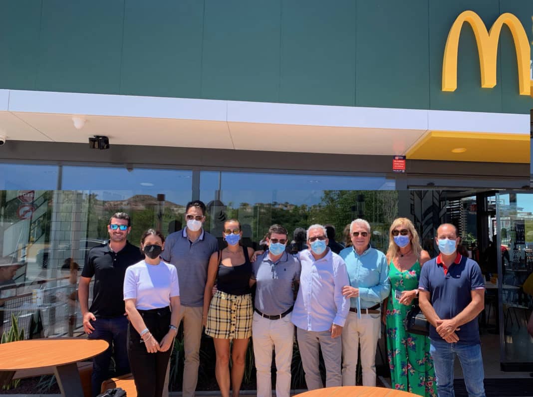 McDonalds opens the first restaurant in Benijófar