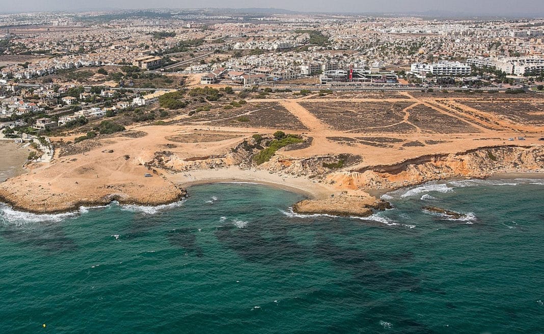 Orihuela Mayor proposes joint meeting to avoid Cala Mosca construction