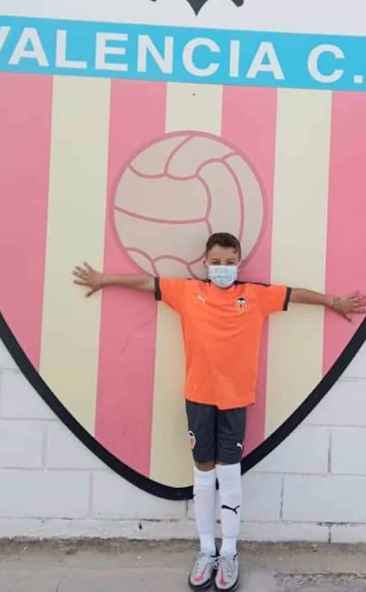 Aspe UD youth prodigy Benjamin Sergio Manchón joined Valencia CF Academy.