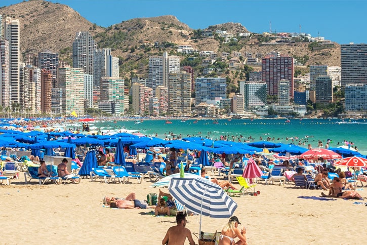 Spain announce major rule change for holidaymakers unvaccinated