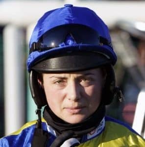 Bryony Frost rides Mont Des Avaloirs (3.15) Wincanton.