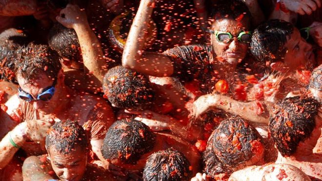 La Tomatina Returns After Two Years