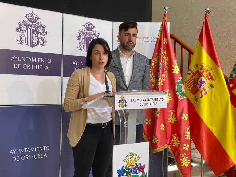 Carolina Gracia and Jose Aix, leaders of the PSOE and C's respectively