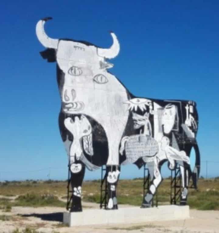 Santa Pola Osborne bull: Painted in Picasso’s 'Guernica', was re-painted black.
