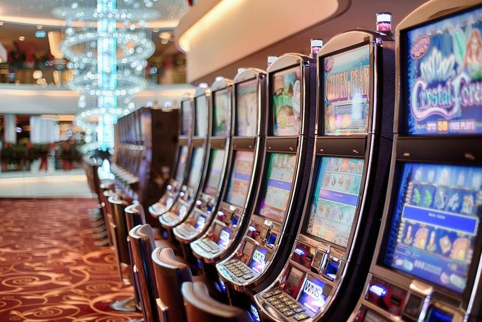 5 Important Strategies to Reap Benefits from Gambling in 2022