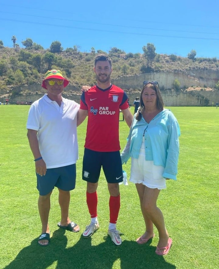 Martin Hughes and his wife Rita with son Andrew at Campoamor.