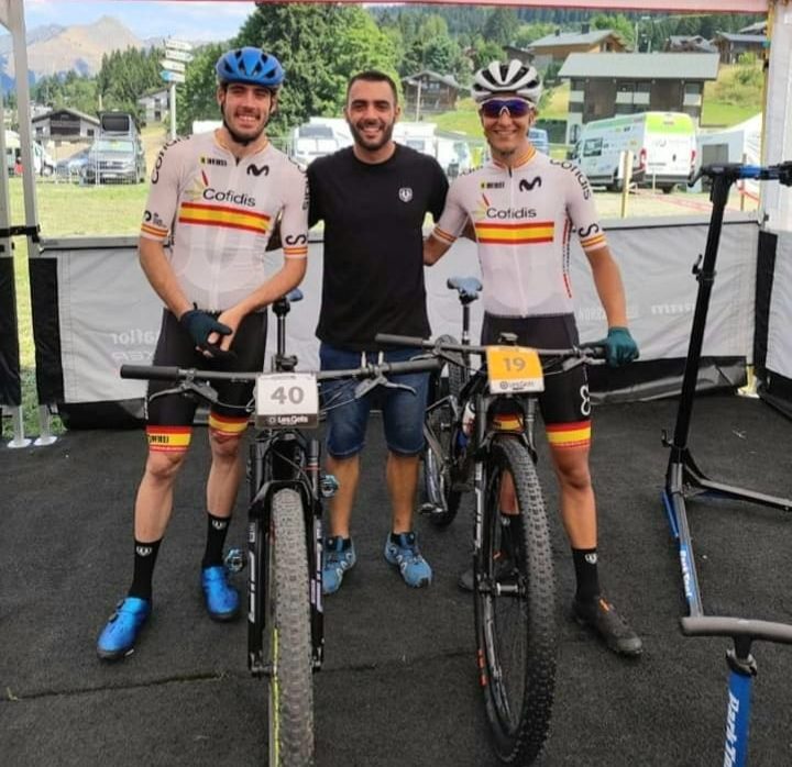 Alejandro Rodriguez Cartagena official UCI mechanic in Mountain Bike World Cup.