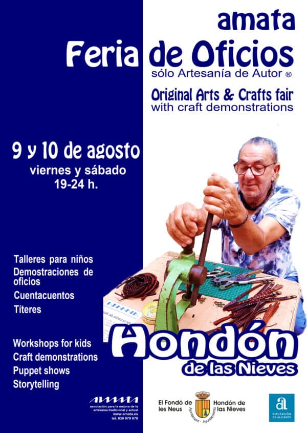 Crafts and fireworks in Hondón de las Nieves