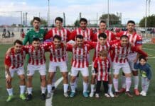 Un juego de dos mitades termina en empate La clásica frase futbolística “un partido de dos mitades” resume a la perfección el partido del pasado domingo en Novelda.