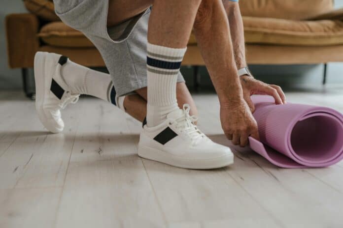 Mantener la salud y el bienestar de los hombres requiere un enfoque multifacético que abarque el bienestar físico, mental y emocional.