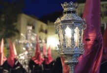 Heilige Week 2025 in de regio: een viering van geloof, cultuur en gemeenschap Of u nu wordt aangetrokken door geloof, cultuur of nieuwsgierigheid: de Paasweek aan de Costa Blanca biedt een onvergetelijke ervaring van het Spaanse leven en de Spaanse geest.