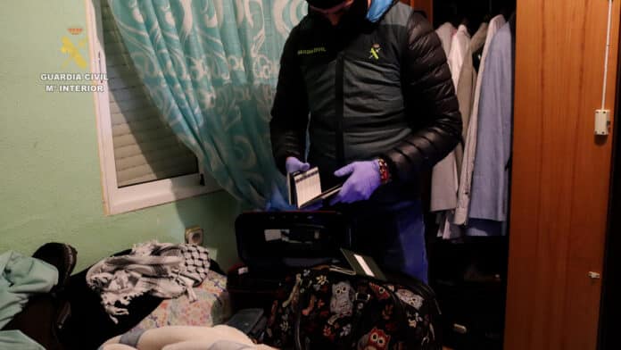 L'organisation était impliquée dans le recrutement d'immigrants marocains qui souhaitaient entrer en Espagne.