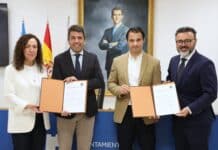 Iskra o wartości 5 milionów euro rozpoczyna nową erę dla Eras de la Sal w Torrevieja Карлос Мазон оприлюднив інвестиційний пакет у розмірі 5 мільйонів євро для відновлення комплексу Eras de la Sal у Торрев’єсі.