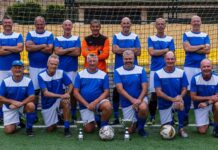 WK-koorts stimuleert locale wandelvoetbalscene in Playa Flamenca З огляду на те, що цього жовтня в Торрев'єсі відбудеться Чемпіонат світу з футболу серед спортсменів, який збере команди з усього світу, інтерес до цього виду спорту зростає, особливо тут, на Коста-Бланці.