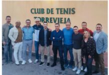 Nieuw bestuur voor Torrevieja Tennisclub Op 4 mei 2025 vonden er verkiezingen plaats om het bestuur van de Torrevieja Tennisclub te vernieuwen