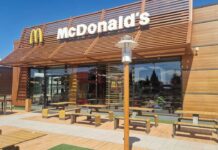 La rápida acción y amabilidad del personlig av McDonald's salvan el día en San Javier Rask handling og vennlighet fra McDonalds-ansatte redder dagen i San Javier