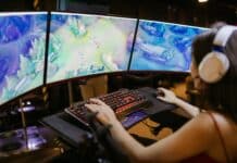 Comment les jeux en ligne sont devenus une expérience sociale Les jeux en ligne ne se limitent plus à battre l'ordinateur ou à battre des records. Ils sont devenus des lieux de rencontre numériques animés où les gens se connectent, s'affrontent et font la fête ensemble, où qu'ils soient dans le monde.