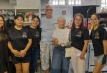Don caritatif – Table Tennis Group récolte 500 € pour Donacions Torrevieja Alredores Les collecteurs de fonds David et Lorraine Whitney ont été ravis de recevoir un généreux don de 500 € au nom de l'association caritative locale qu'ils soutiennent, Donacions Torrevieja Alredores.