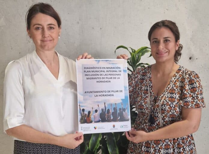 „Udział w tym krótkim badaniu jest niezbędny” – stwierdziła Rada Miasta – „ponieważ pomoże to w ukierunkowaniu przyszłych działań miejskich i środków zapobiegawczych, które będą promować włączenie i dobrostan migrantów w naszej społeczności”.