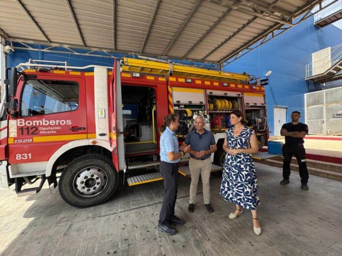 Ce renforcement saisonnier vise à renforcer les capacités d’intervention d’urgence pendant la période estivale à haut risque, lorsque les températures élevées et l’activité humaine accrue augmentent le risque d’incendies.