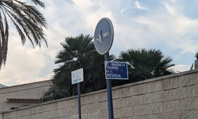 OCOsta-skilt Som en del av prosjektet vil det bli installert ny skilting, og eksisterende skadede eller ikke-fungerende skilt vil bli erstattet.