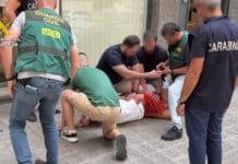 From Mafia Clan to Alicante Calm: Fugitive’s Quiet Life Ends in Barcelona Arrest According to Italian investigators, the fugitive fled Italy after being placed on the wanted list, eventually settling in Spain under a false identity. He established himself in Alicante, where he lived quietly with close family members while attempting to avoid detection.