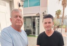 San Miguel Golfers trosser Vistabella Calima Selskapet har gitt en donasjon på €500 til Darren Jones «Darren the Barber» fra Quesada (bildet nedenfor), faren til Marcos Jones som nylig hadde en forferdelig bilulykke som har gitt ham livsforandrende skader.