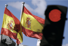 Spanias korrupsjonskrise: Brussel mister tålmodigheten Milliarder i EU-midler står på spill ettersom skandaler rammer Spanias politiske elite. Fra Madrid til Orihuela er budskapet fra Brussel direkte: reform eller ta konsekvensene.