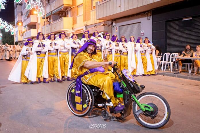 Esta cuestión refleja un problema más amplio: varias organizaciones y grupos festivos de Orihuela siguen esperando subvenciones municipales, y algunas de ellas aún no se han anunciado a pesar de los presupuestos aprobados.