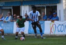 THADER, HORS COULEUR, EST CRIMINÉ PAR DES TACTIQUES DE SPOILING Les tactiques de sabotage de Calpe ont été très visibles tout au long du match, feignant constamment une blessure, afin d'obtenir des coups francs.