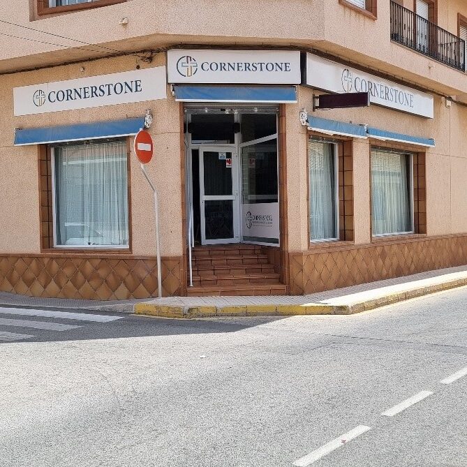 Nueva sede Nos encontramos en la calle Escultor Ribera Girona 67, Pilar de la Horadada. Acompáñenos en nuestra Jornada de Puertas Abiertas el 18 de octubre.