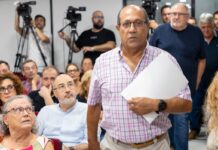 San Fulgencio vervalt in politieke chaos terwijl PSOE de tirannieke burgemeester aan de kaak stelt José Sampere, de woordvoerder van de socialisten, stelde dat de burgemeester "de democratische participatie in onze gemeenteraad verzwakt" door "het normale verloop van de plenaire vergaderingen te belemmeren, onze voorstellen te negeren en het recht op informatie van inwoners te beperken."