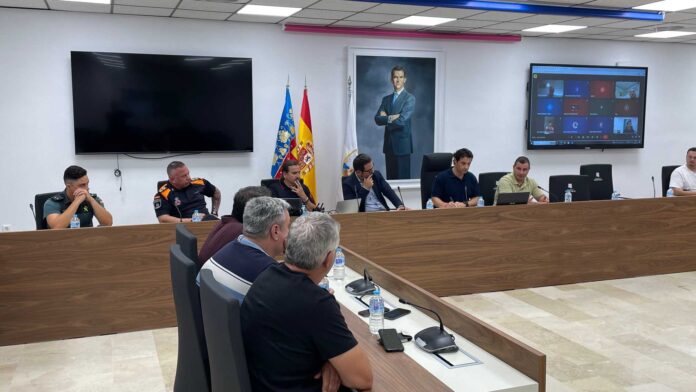 Jeudi soir, la mairie de Torrevieja a émis une alerte rouge pour de fortes pluies attendues le long de la côte sud de la province d'Alicante à partir de demain, 10 octobre.