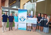 HELP Murcia Mar Menor fait un don de 3 000 € à Hogar El Buen Samaritano HELP Murcia Mar Menor a le plaisir d'annoncer un généreux don de 3 000 € à Hogar El Buen Samaritano, une organisation vitale qui soutient les familles et les personnes vulnérables de la région de Murcie.