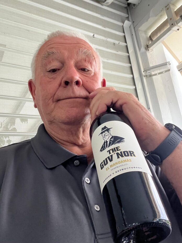 W tym tygodniu liczba uczestników była nieco większa - 51 golfistów, w tym sześciu gości, a kilku było nieobecnych (wiecie, kim jesteście: kapitan, wicekapitan i sekretarz!).