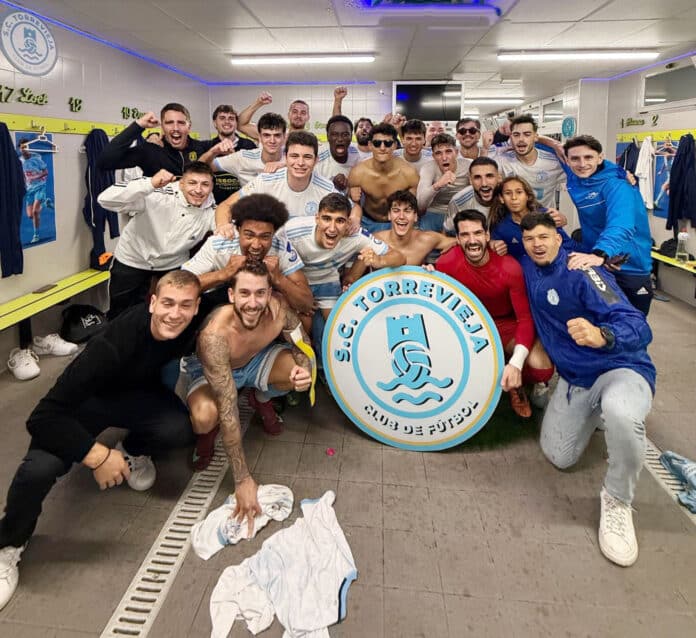 Odważne zmiany wprowadzone przez Piquero odmieniły grę, a dzięki temu zwycięstwu Torry zbliżyło się na jeden punkt do lidera ligi, Benidormu, który stracił przewagę w starciu z Racing Ibense.